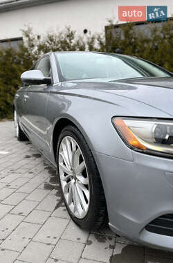 Седан Audi A6 2012 в 