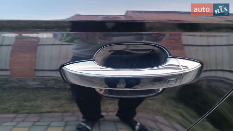 Седан Audi A6 2012 в Виннице