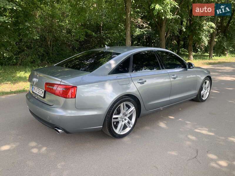 Седан Audi A6 2014 в Киеве