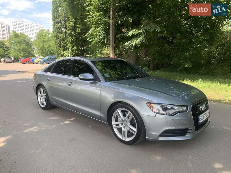 Седан Audi A6 2014 в Киеве