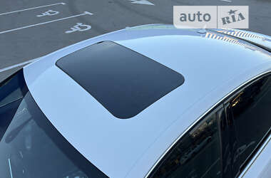 Седан Audi A6 2016 в 