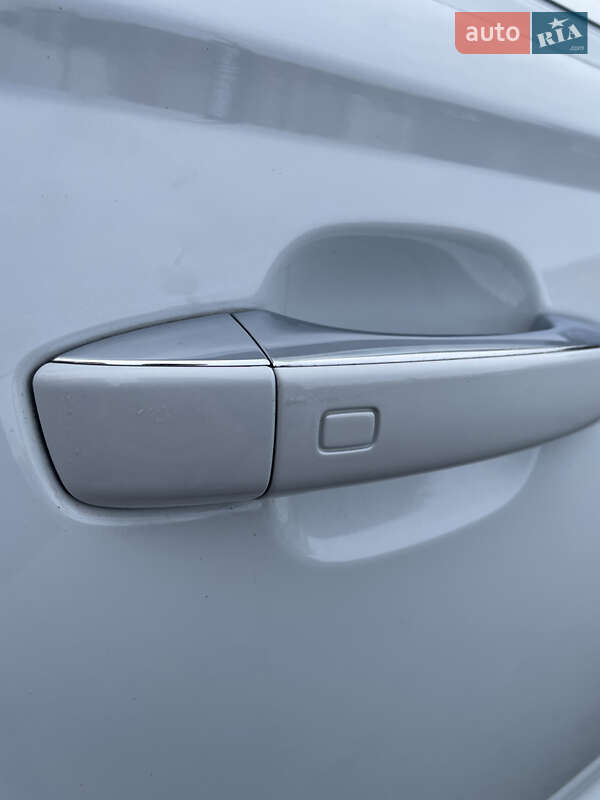 Универсал Audi A6 2011 в Луцке