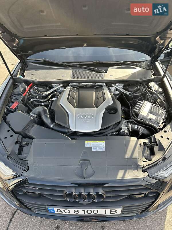 Седан Audi A6 2020 в Хусте