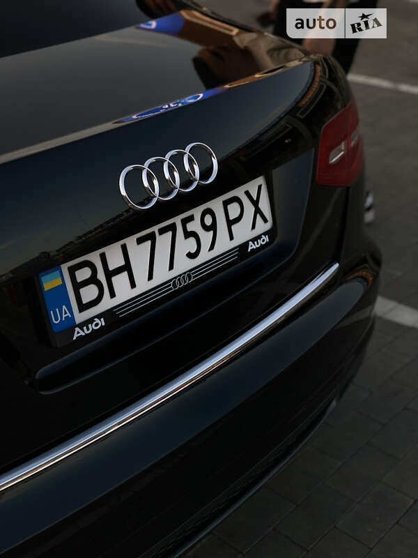 Седан Audi A6 2010 в Первомайске