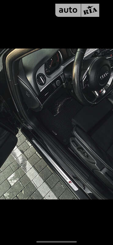 Седан Audi A6 2010 в Первомайске