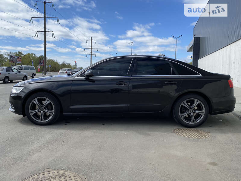 Седан Audi A6 2014 в Буче