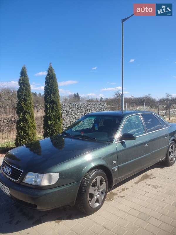 Седан Audi A6 1996 в Львове