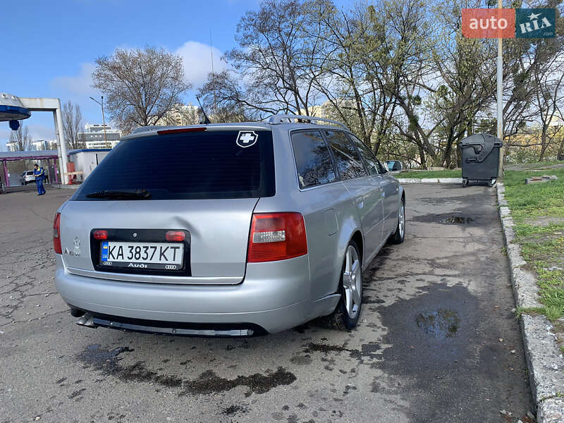 Универсал Audi A6 2002 в Киеве