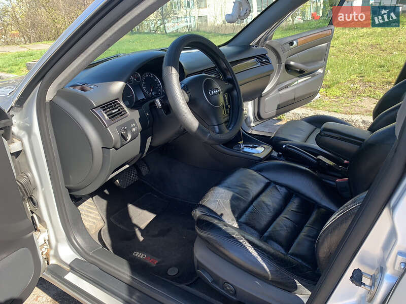 Универсал Audi A6 2002 в Киеве
