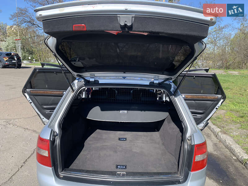 Универсал Audi A6 2002 в Киеве