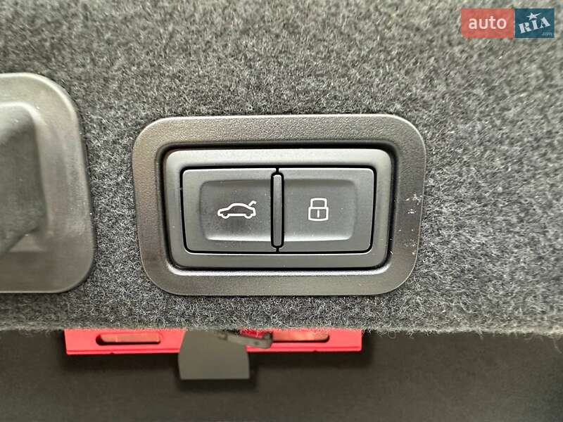 Седан Audi A6 2015 в Одессе