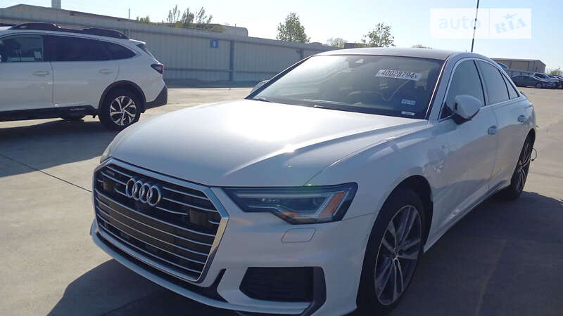 Седан Audi A6 2019 в 