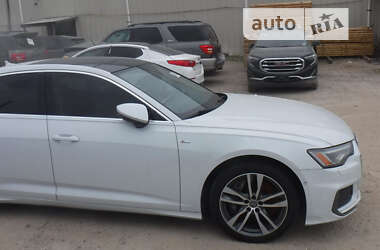 Седан Audi A6 2019 в 