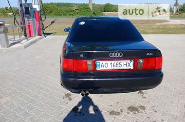 Седан Audi A6 1995 в Береговому