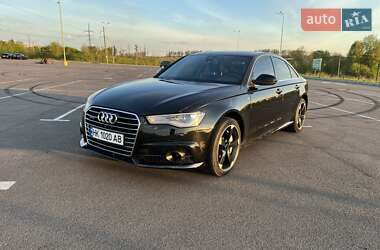 Седан Audi A6 2015 в 