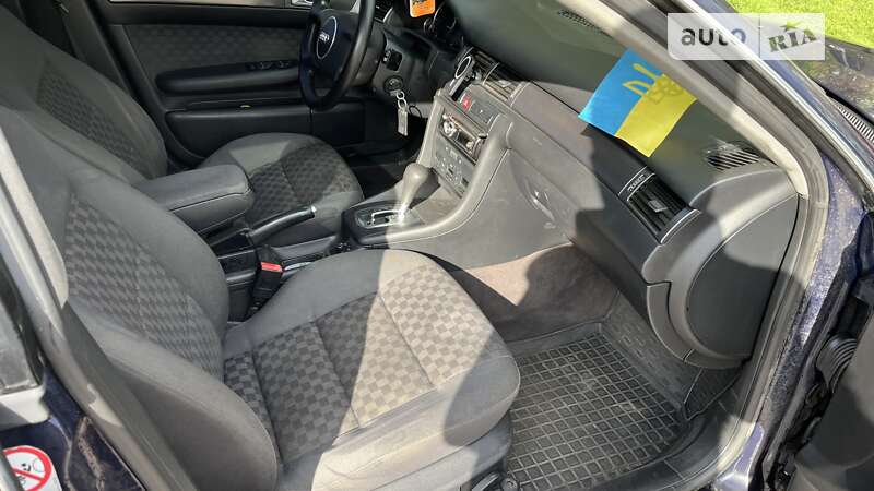 Универсал Audi A6 2001 в Черкассах