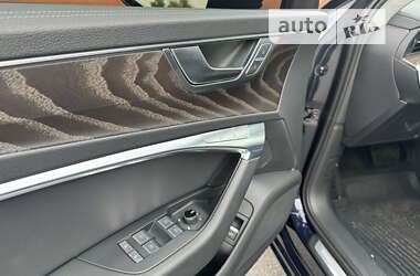 Седан Audi A6 2019 в 