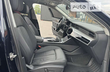 Седан Audi A6 2019 в 