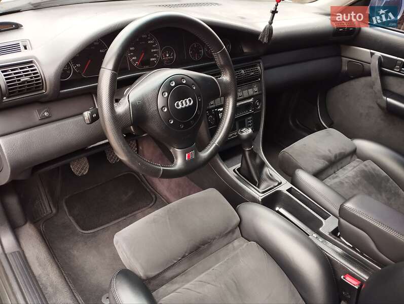 Седан Audi A6 1997 в Киеве