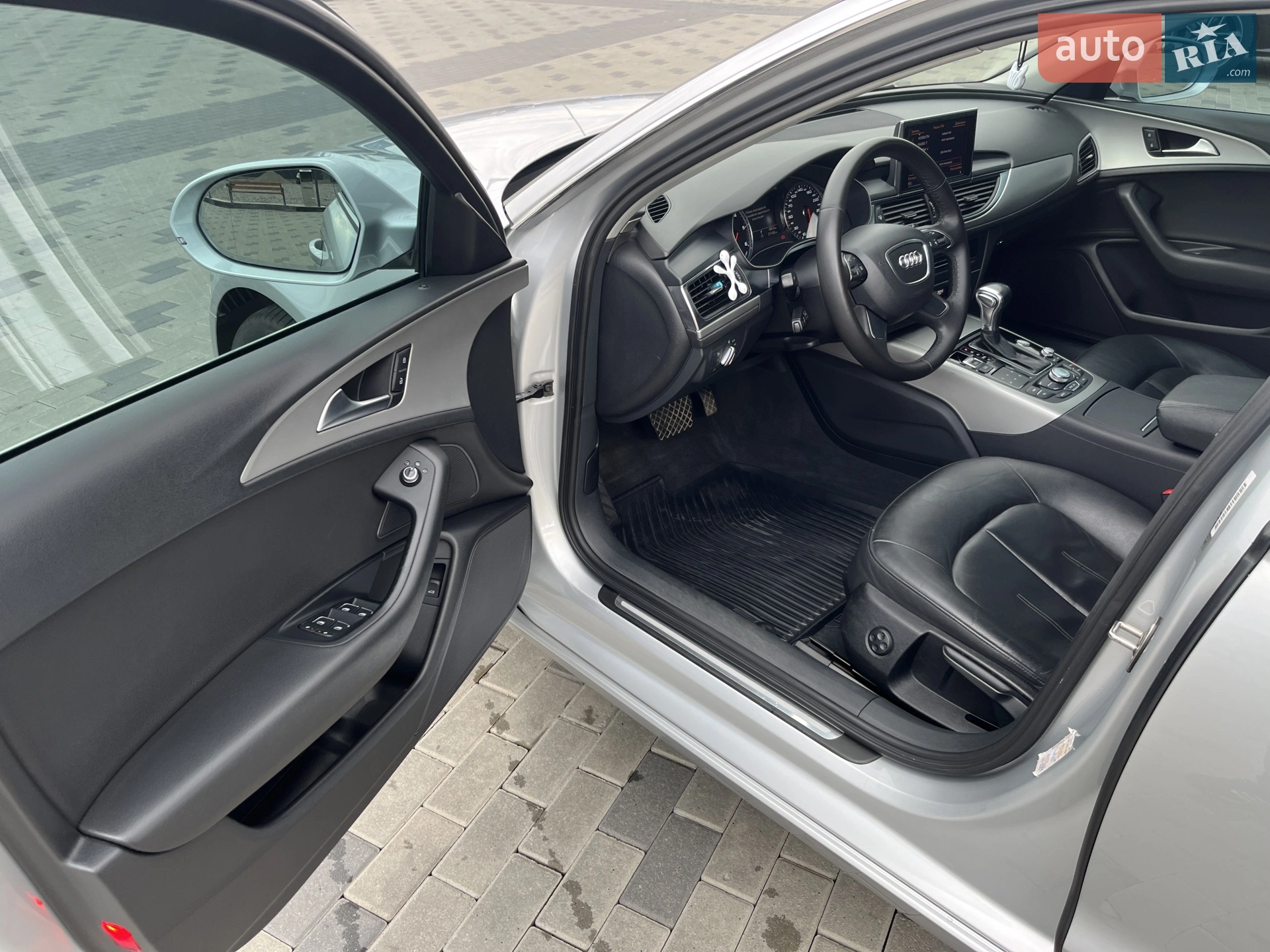 2012 Audi A6 - мініатюра 12