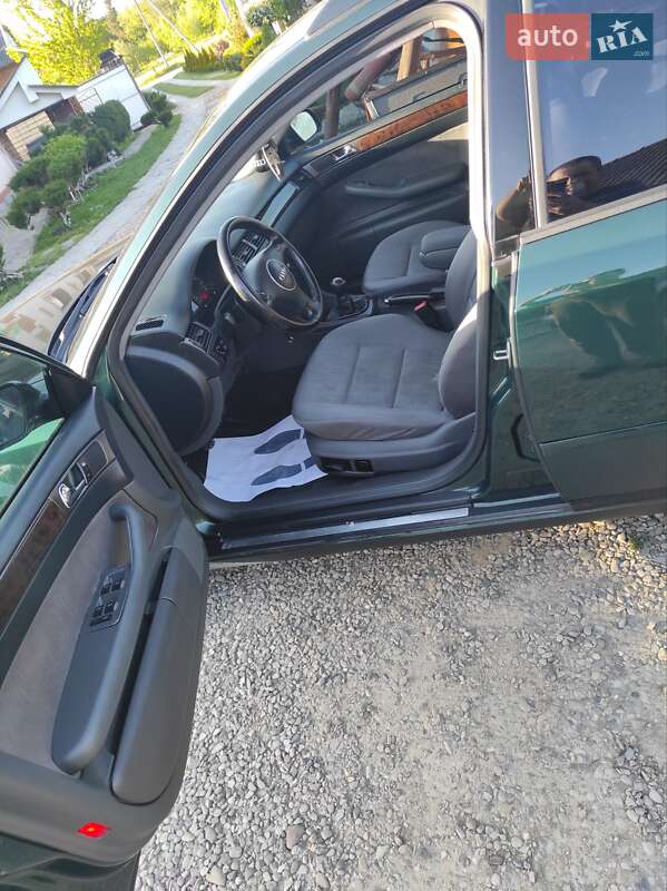 Универсал Audi A6 2001 в Косове