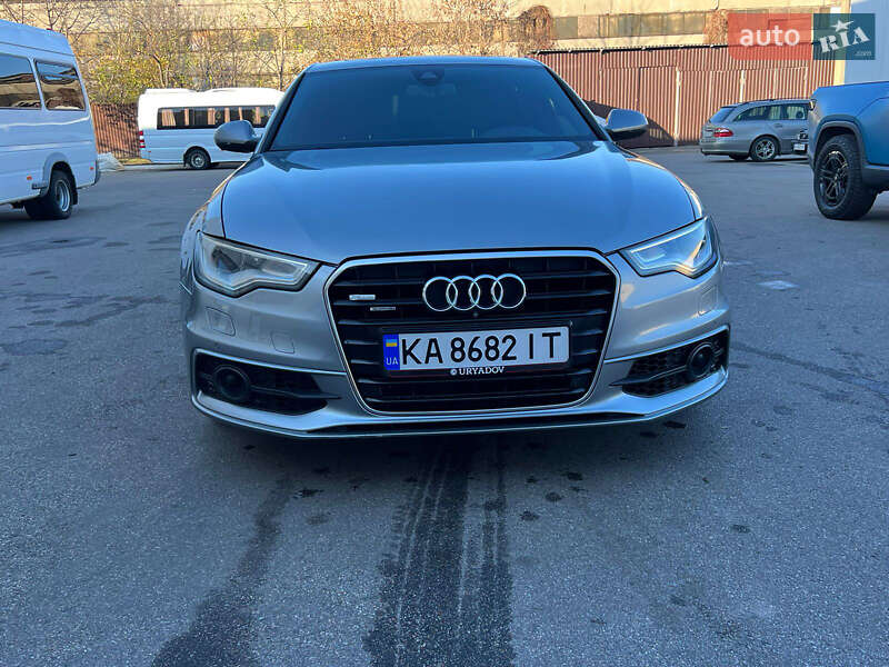 Седан Audi A6 2015 в Киеве