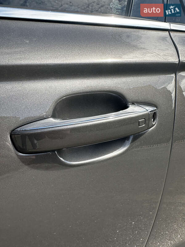 Седан Audi A6 2013 в Тернополі