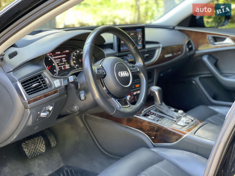 Седан Audi A6 2015 в Киеве