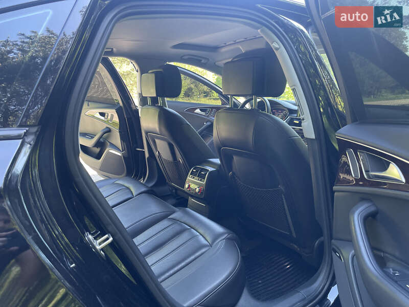 Седан Audi A6 2015 в Киеве