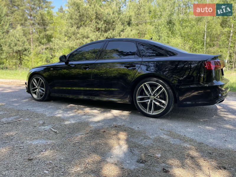 Седан Audi A6 2015 в Киеве