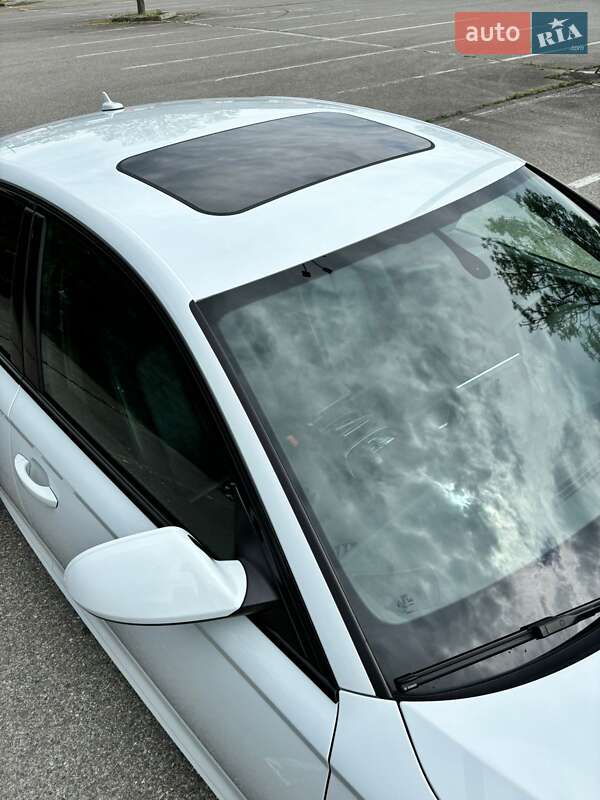 Седан Audi A6 2017 в Сваляве