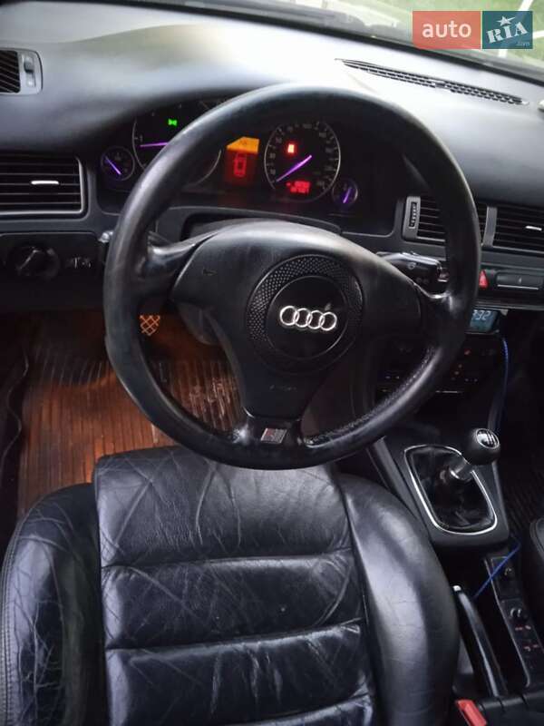 Универсал Audi A6 2004 в Верховине