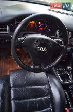 Универсал Audi A6 2004 в Верховине