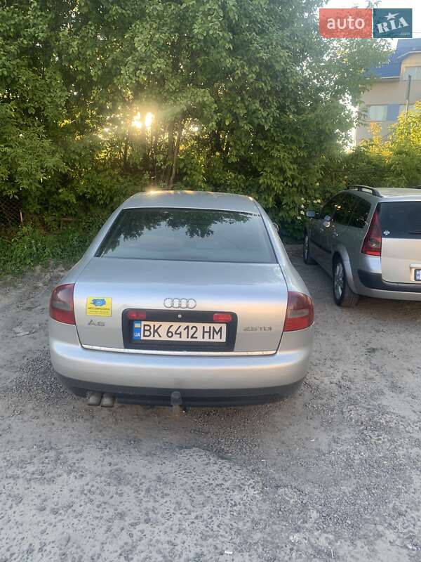 Седан Audi A6 2002 в Ровно