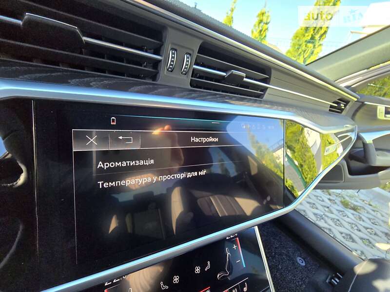 Седан Audi A6 2020 в Тернополе