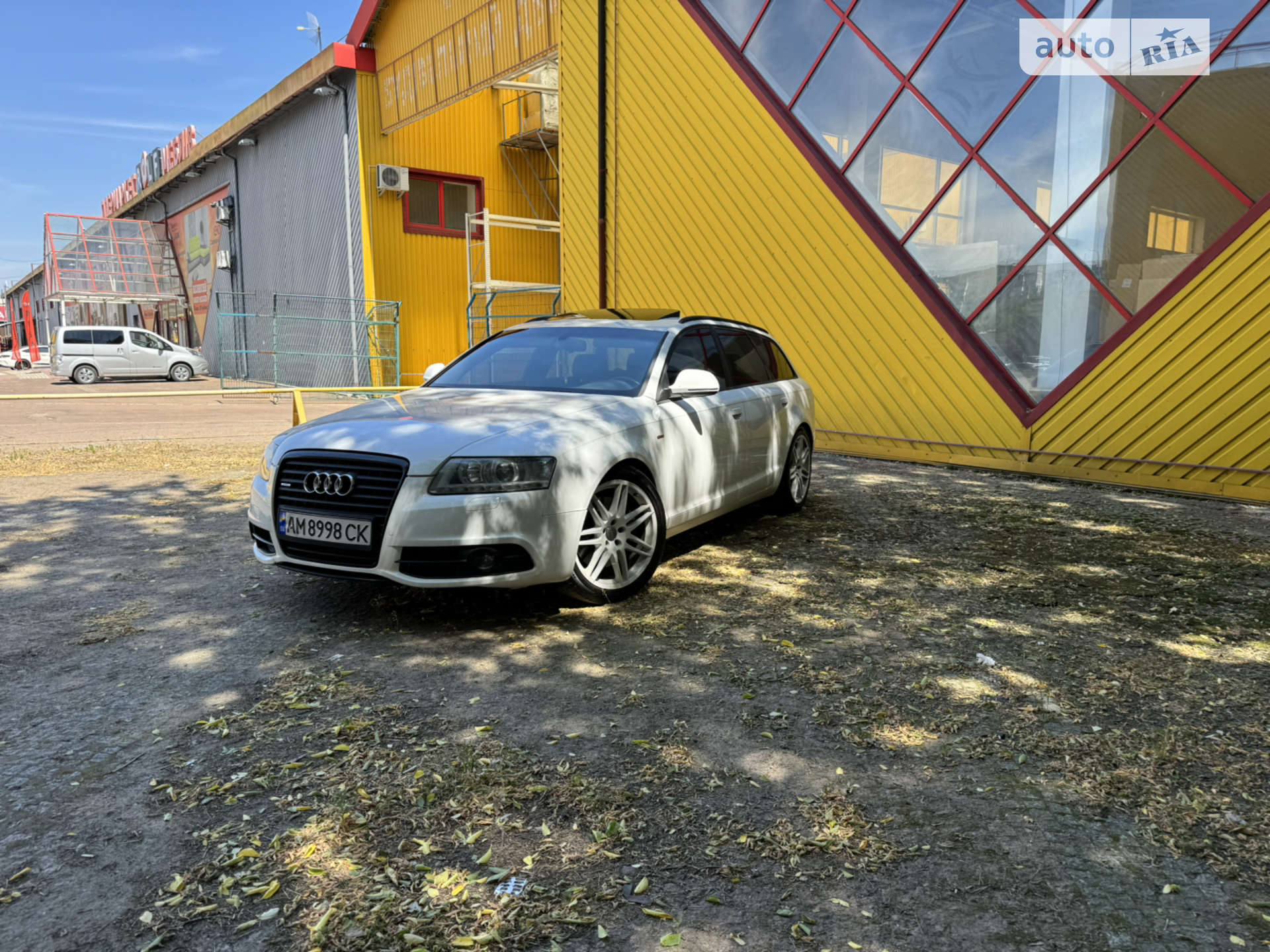 2010 Audi A6 - мініатюра 16