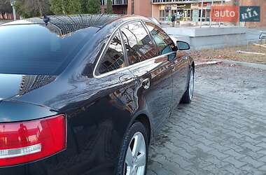 Седан Audi A6 2004 в 