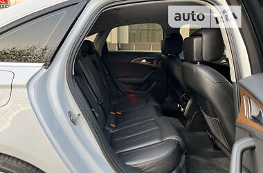 Седан Audi A6 2015 в 