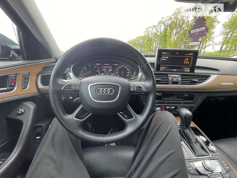 Седан Audi A6 2015 в Киеве