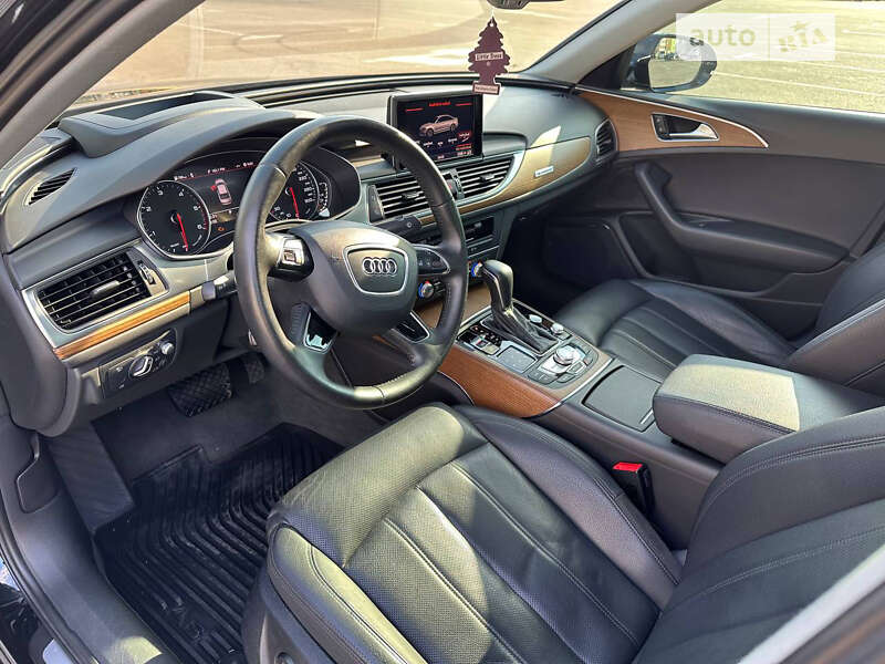 Седан Audi A6 2015 в Киеве