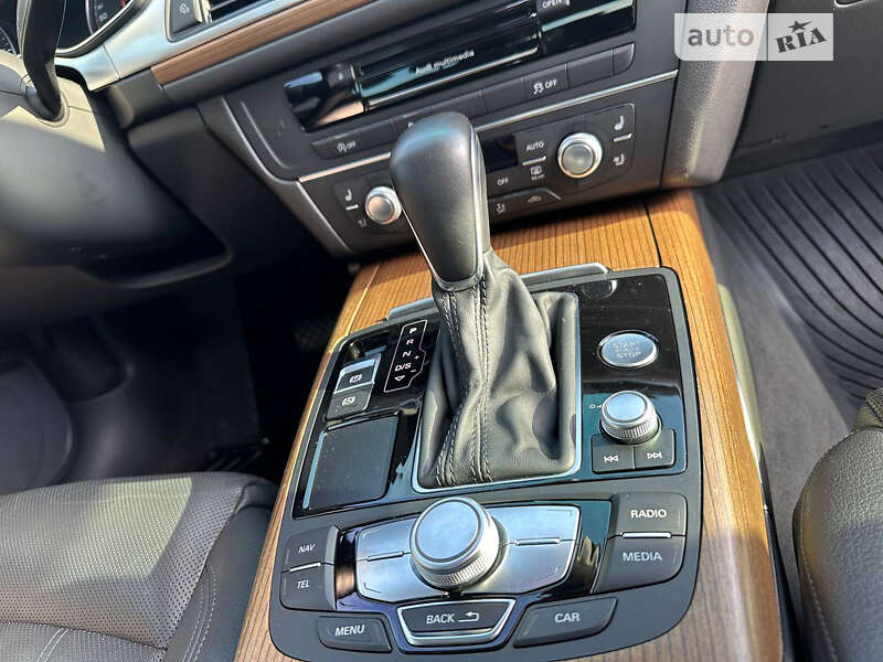 Седан Audi A6 2015 в Киеве