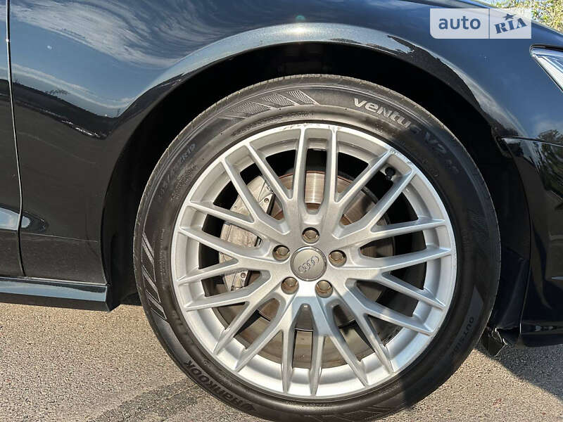Седан Audi A6 2015 в Киеве