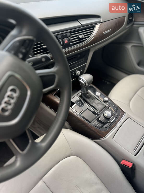 Седан Audi A6 2013 в Жидачове