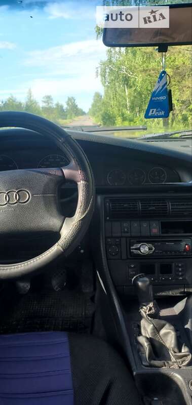 Седан Audi A6 1996 в Владимирце