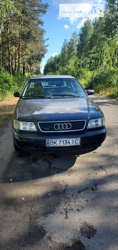 Седан Audi A6 1996 в Владимирце