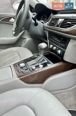 Седан Audi A6 2013 в 