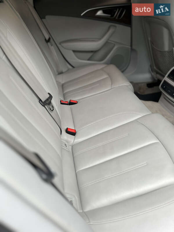 Седан Audi A6 2013 в Жидачове