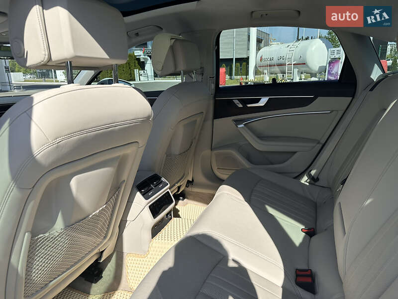 Седан Audi A6 2019 в Львове