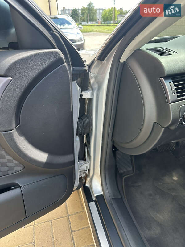 Седан Audi A6 2003 в Луцке фото 13 Седан Audi A6 2003 в Луцке