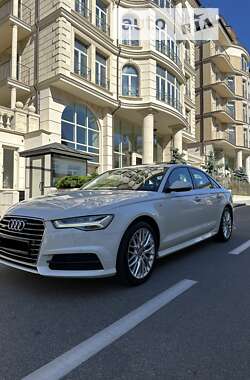 Седан Audi A6 2016 в Киеве